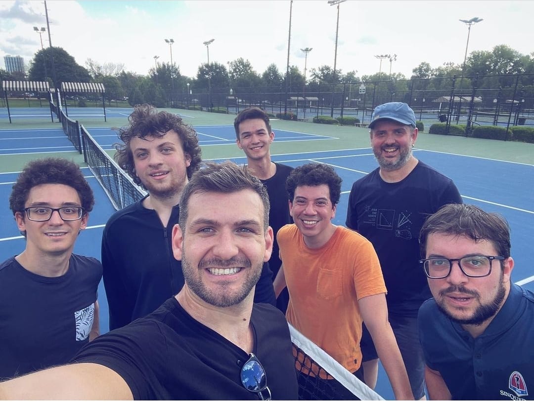 adelaar draaipunt jacht Grand Chess Tour on Twitter: "Some tennis on the rest day! #SinquefieldCup  https://t.co/i4i5ISX87g" / Twitter