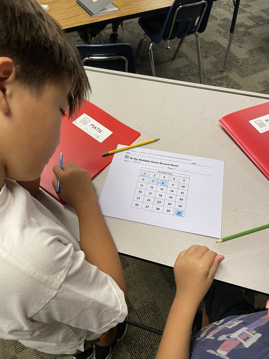mrschingsclass's tweet photo. Thinking strategically about prime and composite numbers while playing “The Multiples Game” https://t.co/kd9mEsyFD1