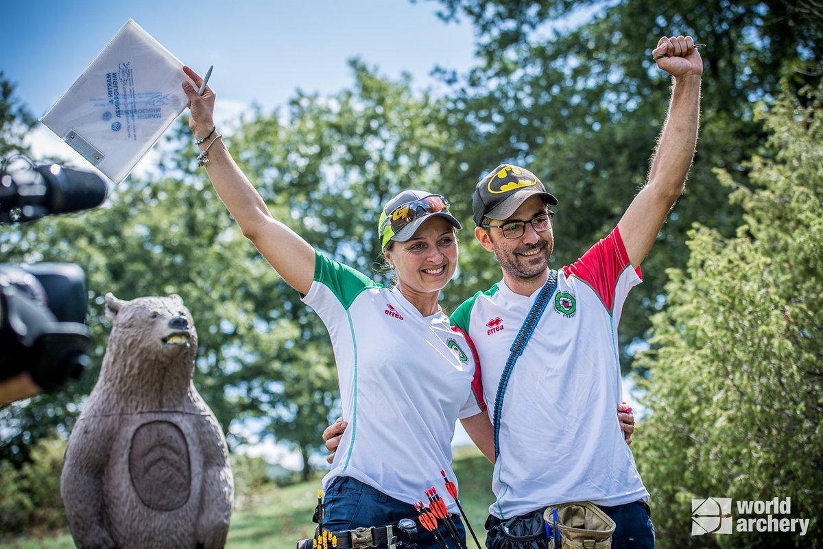 worldarchery's tweet photo. First medals awarded in Terni. 🥇

Spain, Austria, Sweden and Italy take the first-ever mixed team titles at the @RinehartTargets @WorldArchery 3D Championships. 🙌🙌

#3Darchery #archery https://t.co/69RSFdvftO