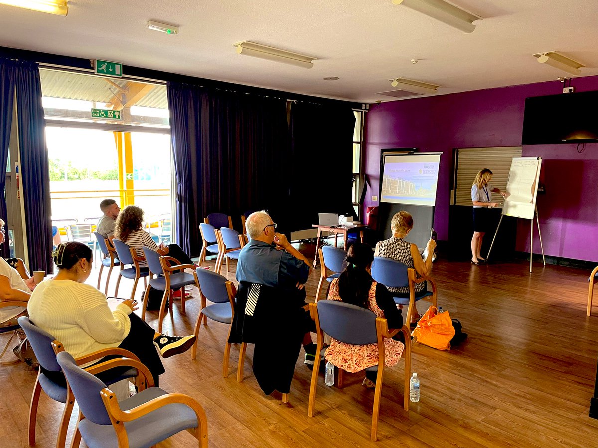 robianlindsay's tweet photo. Really powerful messages shared this evening and fantastic to network and welcome people to the session. Thank you to Michele from @MindBLMK for the excellent anxiety workshop and @netballalison for coordinating. #sport #MentalHealth @teamBEDS https://t.co/t95bQqcW0u