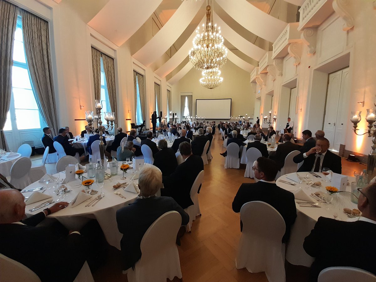 BWV_NET's tweet image. Nach 36 Jahren im #BWV wird Dr. Josef Derstappen als Hauptgeschäftsführer heute offiziell in Koblenz verabschiedet. Namhafte Vertreter aus Politik, #Landwirtschaft und Gesellschaft erweisen ihm die Ehre.