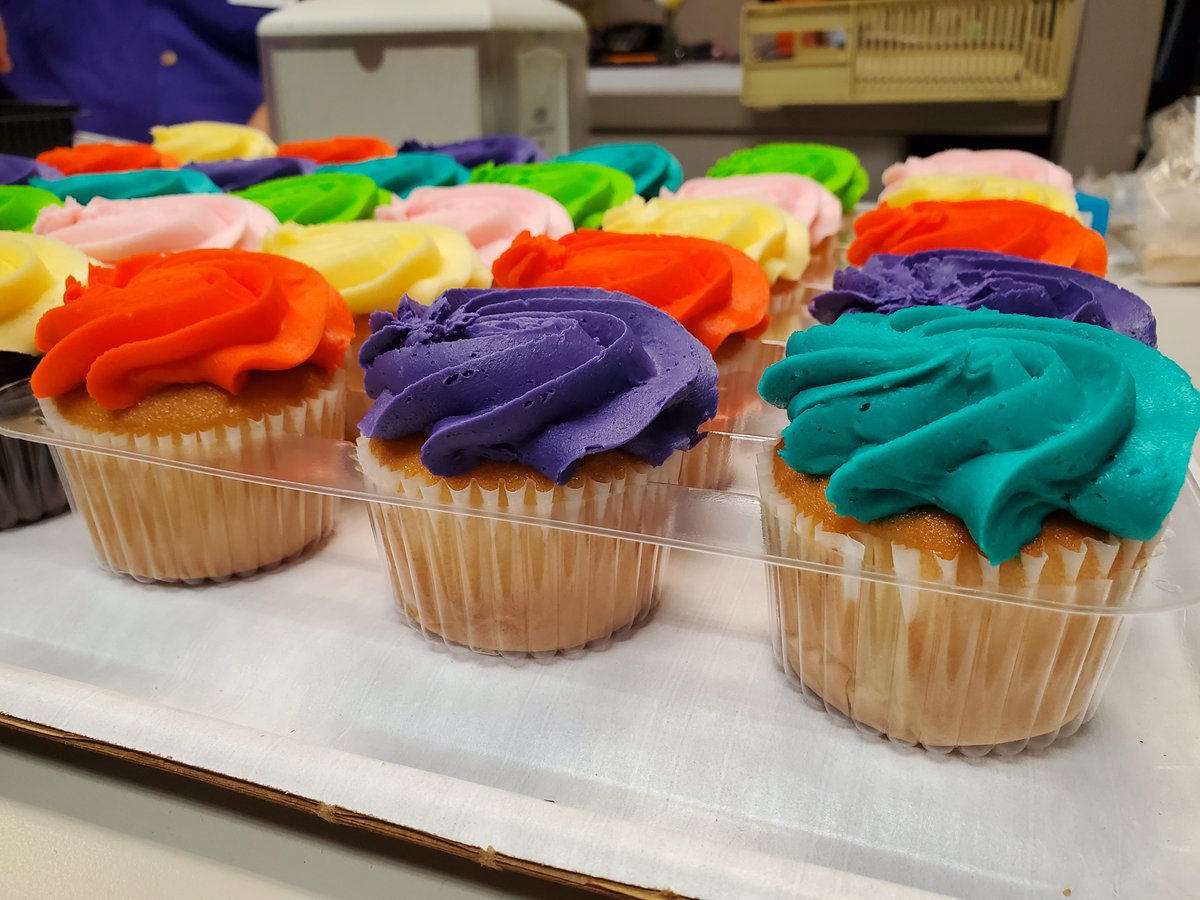 CullomDavis's tweet photo. We had cause for cake as today, we celebrated having two formal professors working in the library! Congratulations Professors Chen &amp; Spires! Your faculty and staff are grateful you gave us reason for cake.

Oh! And we're super proud of you! 🧁🎓 https://t.co/9RW0EssYZF