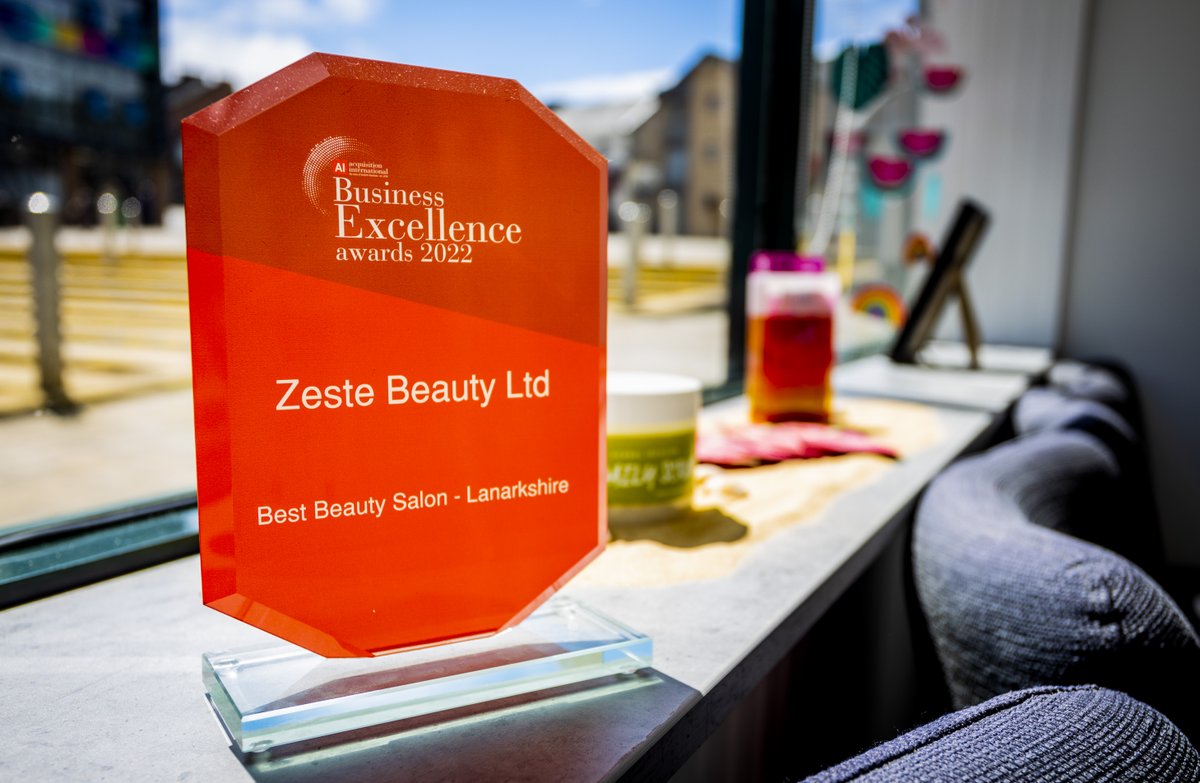 HamiltonOurTown's tweet photo. Multi award winning beauty salon Zeste Beauty offer a fantastic range of services & treatments including micro blading, waxing, nails and skin treatments.
Visit https://t.co/pAexriSOEC to book.
#hamilton #southlanarkshire #beautysalon #microblading #hdbrows https://t.co/m80Qvk5q0e