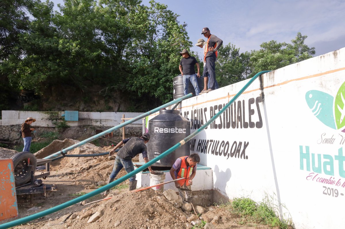 PPHOAX's tweet photo. Vamos avanzando en la rehabilitación del sistema de drenaje en el #Azulillo💪🏽
En esta semana, se estará realizado lo siguiente:
✅ Colado de zapatas
✅ Colado de Columnas
✅ Encamizado con tubería PVC de 16 pulgadas para el pre-tratamiento de Biodigestores
#CuidamosLoNuestro https://t.co/jJPnp5BHRz