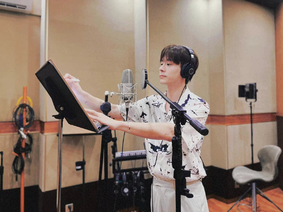cdrama_update's tweet photo. 220907 #WeiZheming Studio weibo update 

#MilesWei #魏哲鸣 https://t.co/OWIMefxinY