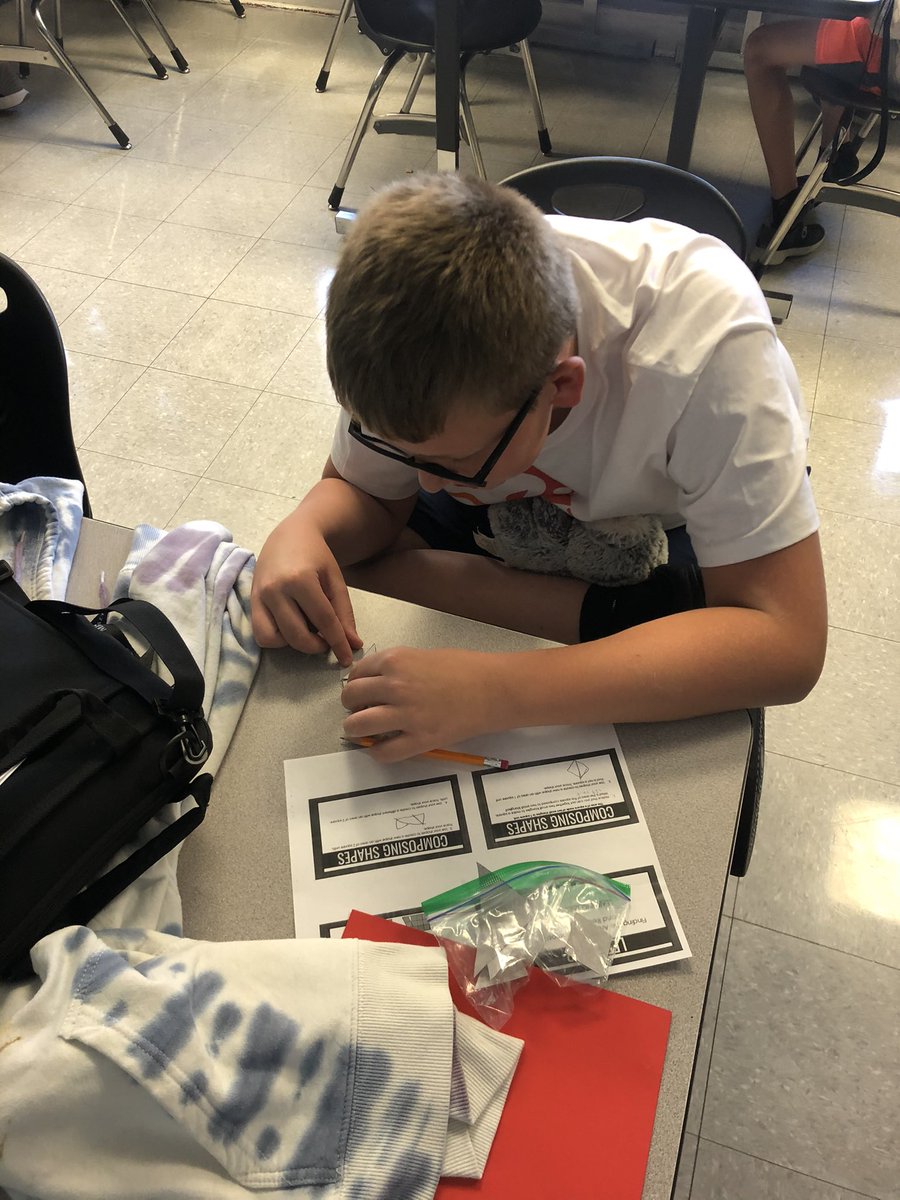 bayleenowlin's tweet photo. Rearranging tangram pieces while working to find area! #fmsteach https://t.co/N9GgZiSrpj