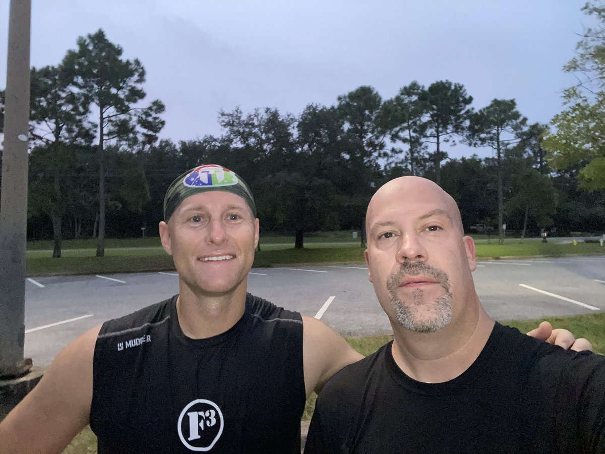 Erik Laessig tweet media