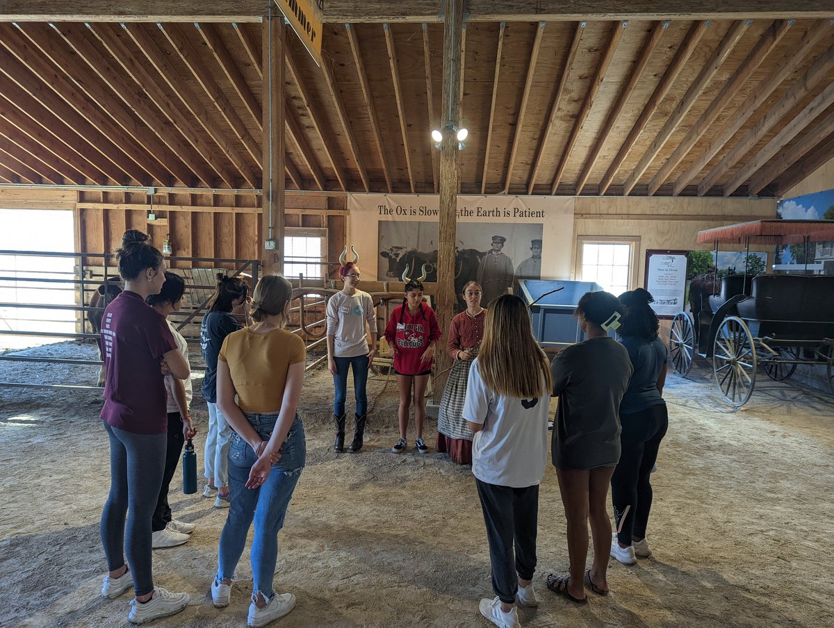 OATCAnimal's tweet photo. Mahaffie farmstead field trip and scavenger hunt! Learning about the evolution of livestock for human use. @RoadrunnersOATC @MahaffieFarm https://t.co/N42BS5aWvk