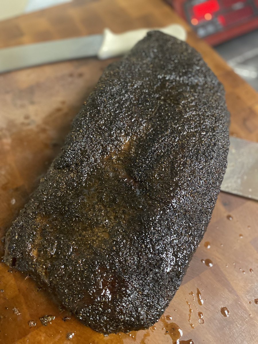 Ernie’s Pit Barbeque tweet media