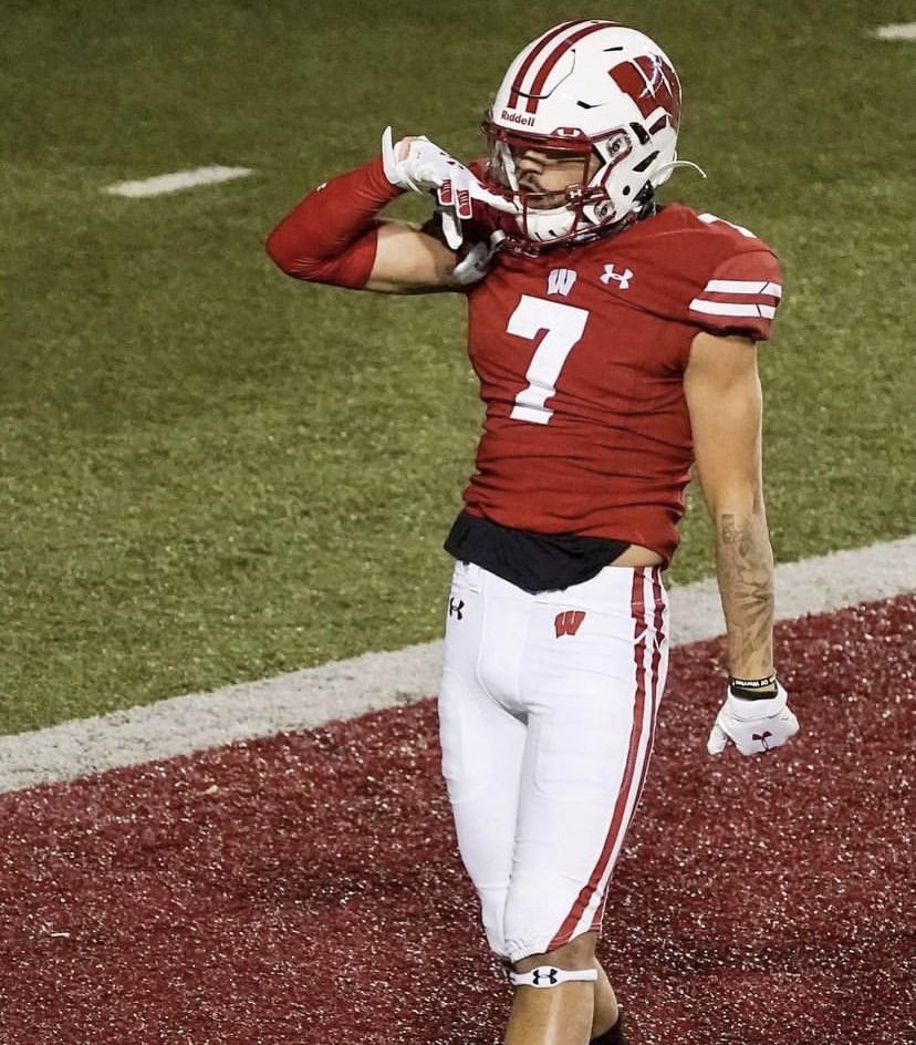 ✞ I am Extremely blessed to receive my 23rd D1 offer from The University of Wisconsin!🙏🏽🔴