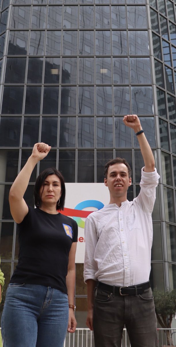 350Europe's tweet image. Dear @brunolemaire:
It is unacceptable for a company to fuel and profit from Russia's brutal war in Ukraine. 

Investigate Total's support for the Russian regime &amp;amp; seize the profits they've made since the war began. 

#StopTotal #FossilFuelsFundWar