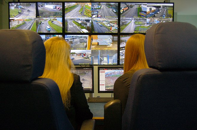 RCP21CIC's tweet photo. We're looking for a SIA Licenced CCTV / Security Officer to join our security team on Langthwaite Business Park, South Kirkby. For more details, please call 01977 651624. #jobopportunity #yorkshirejobs #jobsearch #wakefield https://t.co/USrJVa77yC