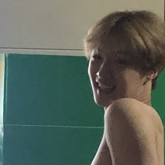 yongsukthinker's tweet image. oh