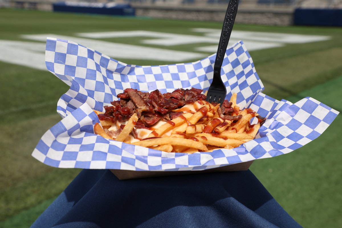 beaver_stadium's tweet photo. Beaver Stadium🤝NEW food options all season long https://t.co/nukcIMLQTv