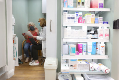 The Govt needs to #Budget4Pharmacy 

✅Enhance community healthcare
✅Expand availability of contraception
✅Reduce GP waiting times

Inviting all Oireachtas members to find out more at the IPU's Briefing on 21 Sept 🗓️

#Budget2023
#ThinkPharmacy