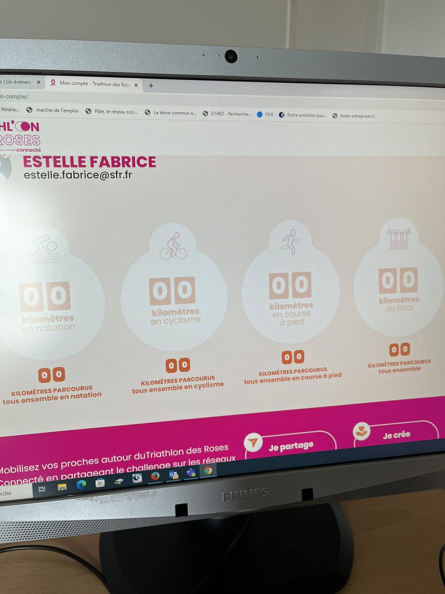 EstelleFabrice's tweet photo. Lancement de notre prochain triathlon connecté, que ce soit #teamcourse #teamnatation ou #teamvelo on sera là pour comptabiliser vos/nos kms avec @DenisBrogniart @FondationARC @HURTIS1 @BousquetFred https://t.co/x3mwL7vBws