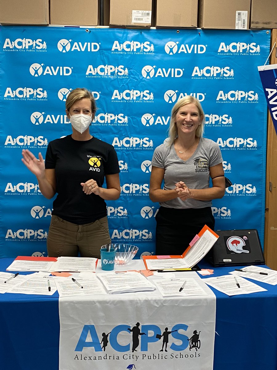 Steelersjodie's tweet photo. Happy #AVID contract signing day @GWMSPrexies @ACPSk12 #CommittedToOurFuture #MakingDreamsBecomeReality https://t.co/TRIk5gwMLk