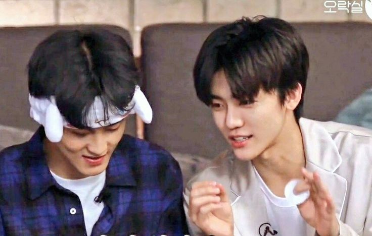 Marcleex's tweet image. you and i every day must always be
together. i want you, i have you, i love u everytime and forever. ur love is all i need to feel complete 💗💗💗