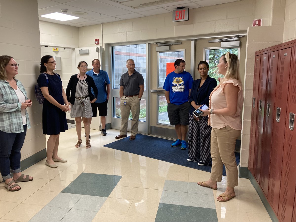 LumbertonSuper's tweet photo. #LTSD #BOE treated to building tours last night by our Principals and admins
Here is @Shelby_Larison sharing her plans for a smooth back-to-school in her pristine #BRS
#WildCats #STARprinciples #StaySafe #TakeResponsibility https://t.co/y9afBGJQgQ