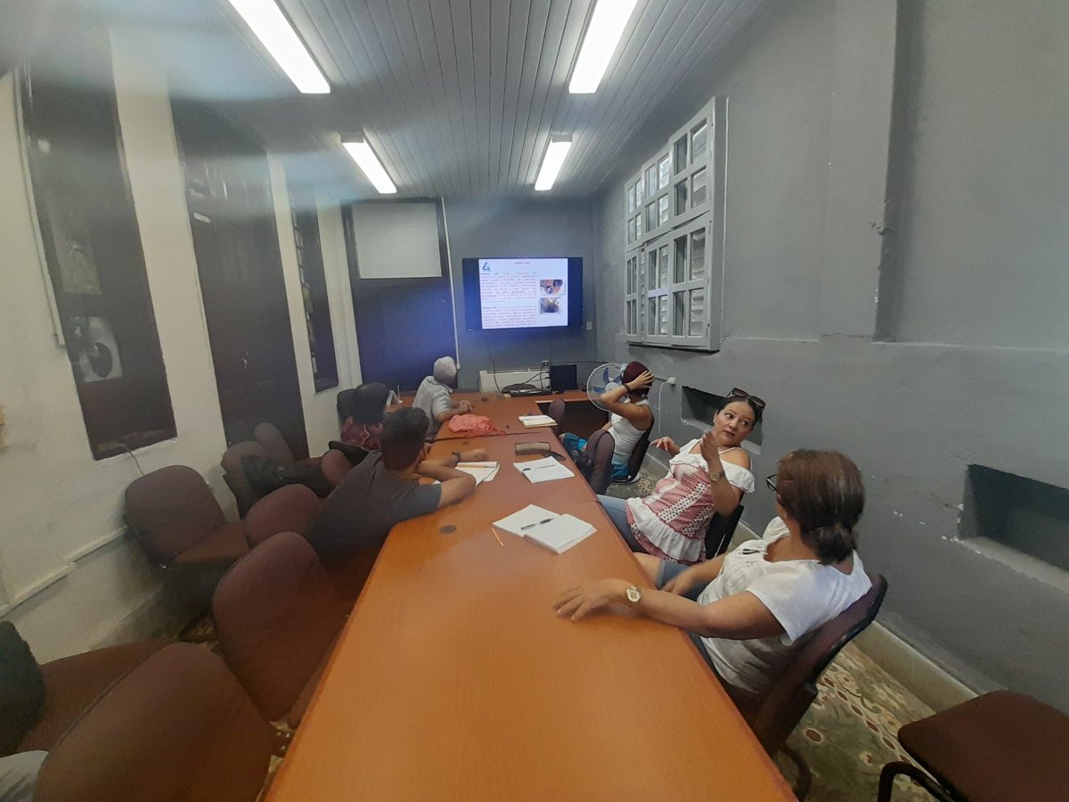 Yuniey050981's tweet photo. Inicia en la Representación Orsa Citma en Villa Clara el Curso de formación interna de reguladores ambientales. La capacitación incluye todos los temas que son de competencias de la Autoridad Nacional Reguladora.@JorgeAlvarezAl5 #OCitma https://t.co/5rHLaCYBAn