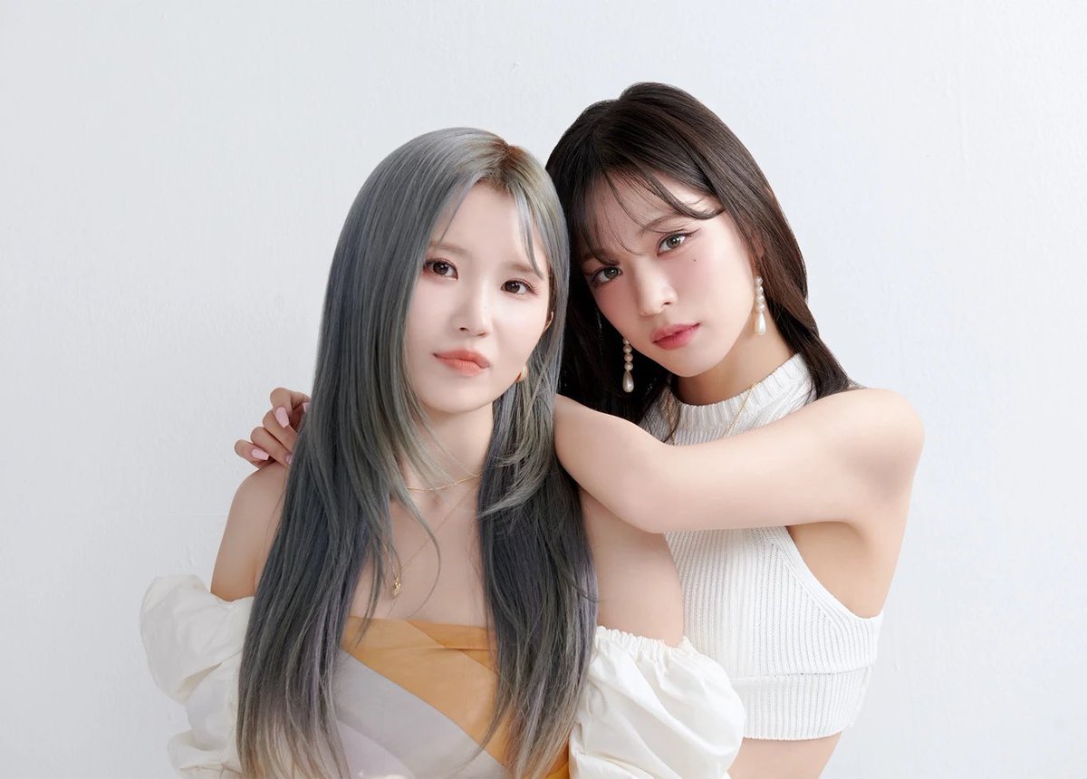 lee chaeyoung pics tweet media