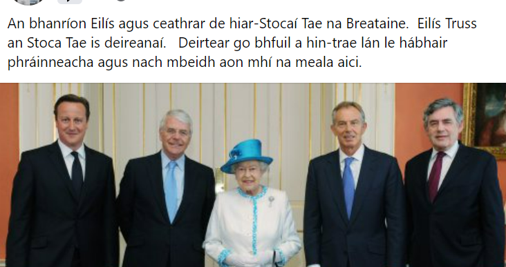 nemoloris's tweet photo. An féidir focal a 'aistriú' ó theanga éigin go dtí an teanga *céanna*? De réir dealramh is féidir. #taoiseach #teasock #stocatae @KingDonncha1 https://t.co/Z7kkciaulp