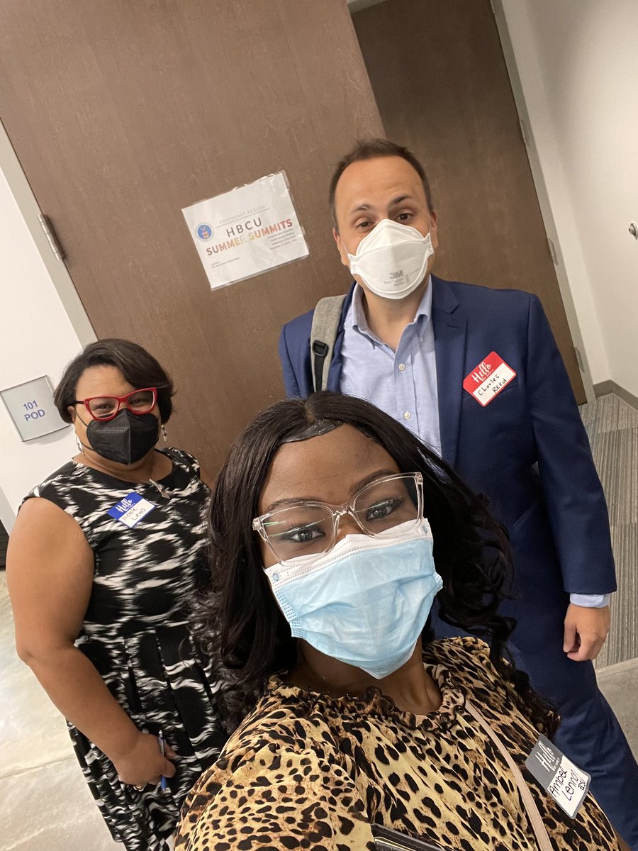 ecsuhistory's tweet photo. Dean @MsLewis97, Ms Lennon-Harmon @CareerEcsu, and Dr. @creedhistory learning about mentorship, internship, apprenticeship, and career opportunities for #HBCU students at the @USDOL Southeast Summer Summit! https://t.co/VInQpuEX6o