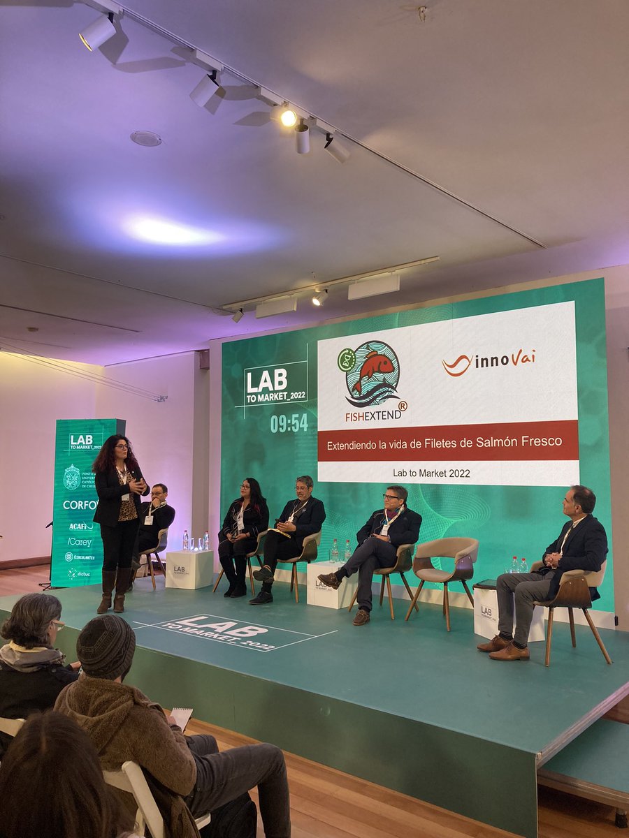 TransferenciaUC's tweet photo. #FishExtend -tecnología UC creada por la académica Loreto Valenzuela @Lorechile, actual decana de @IngenieriaUC- extiende la vida útil de salmones frescos de exportación hasta en un 60% mediante el uso de ingredientes naturales.
CC: @Dictuc
En vivo https://t.co/0D5DLbDTOl https://t.co/CH1FeKASVZ