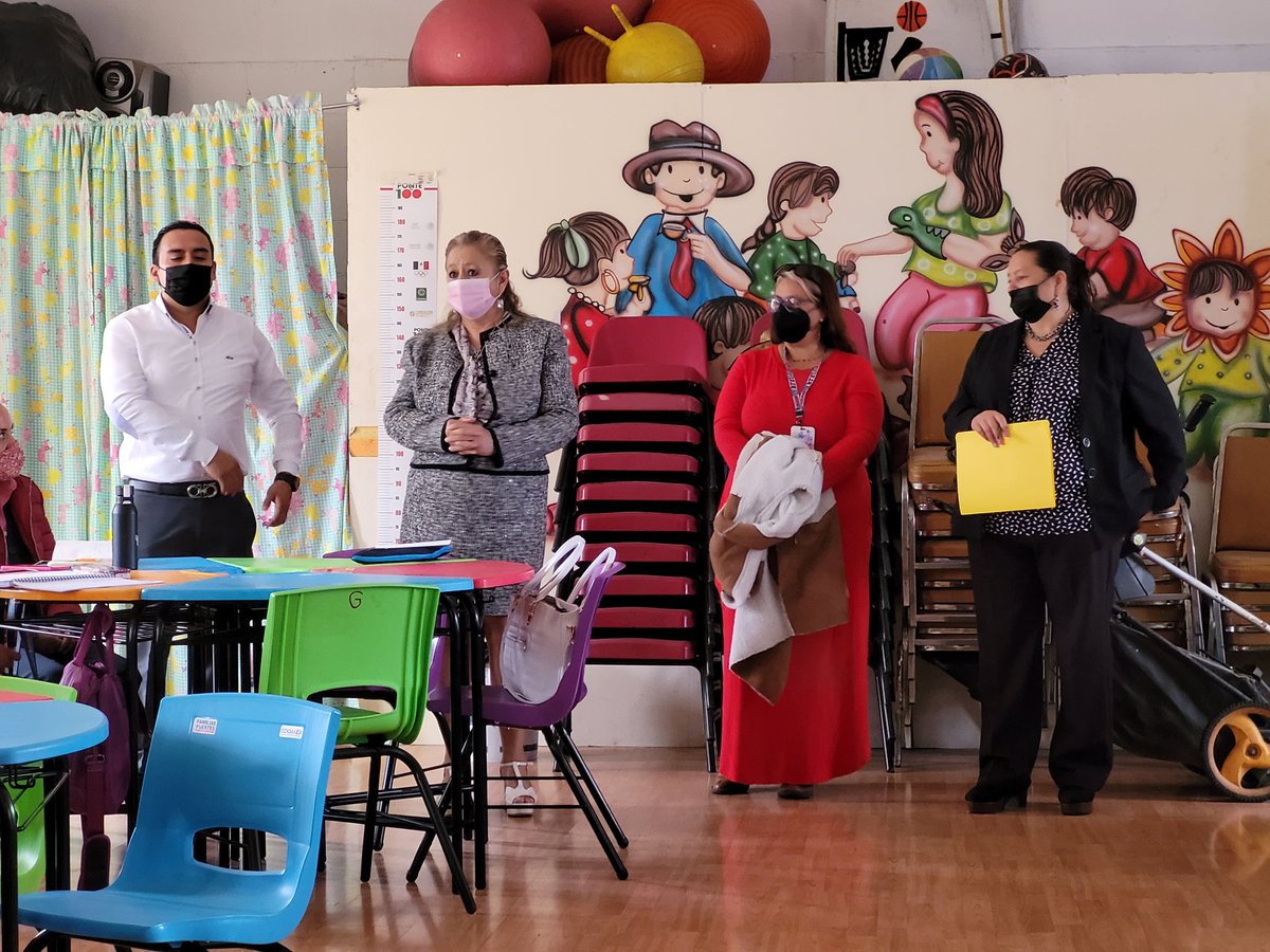 Mtralulusanz's tweet photo. Me dió mucho gusto visitar la zona escolar J046, en la cual el día de hoy le dimos la bienvenida a la Supervisora Mtra. Gloria Marta Arizmendi Trujillo, a quién le deseo  mucho éxito, estando al frente de este gran equipo de trabajo. 
Tengan un bonito miércoles! @TinocoGRogelio https://t.co/eX7UXCZAHF