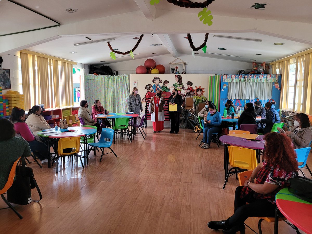 Mtralulusanz's tweet photo. Me dió mucho gusto visitar la zona escolar J046, en la cual el día de hoy le dimos la bienvenida a la Supervisora Mtra. Gloria Marta Arizmendi Trujillo, a quién le deseo  mucho éxito, estando al frente de este gran equipo de trabajo. 
Tengan un bonito miércoles! @TinocoGRogelio https://t.co/eX7UXCZAHF