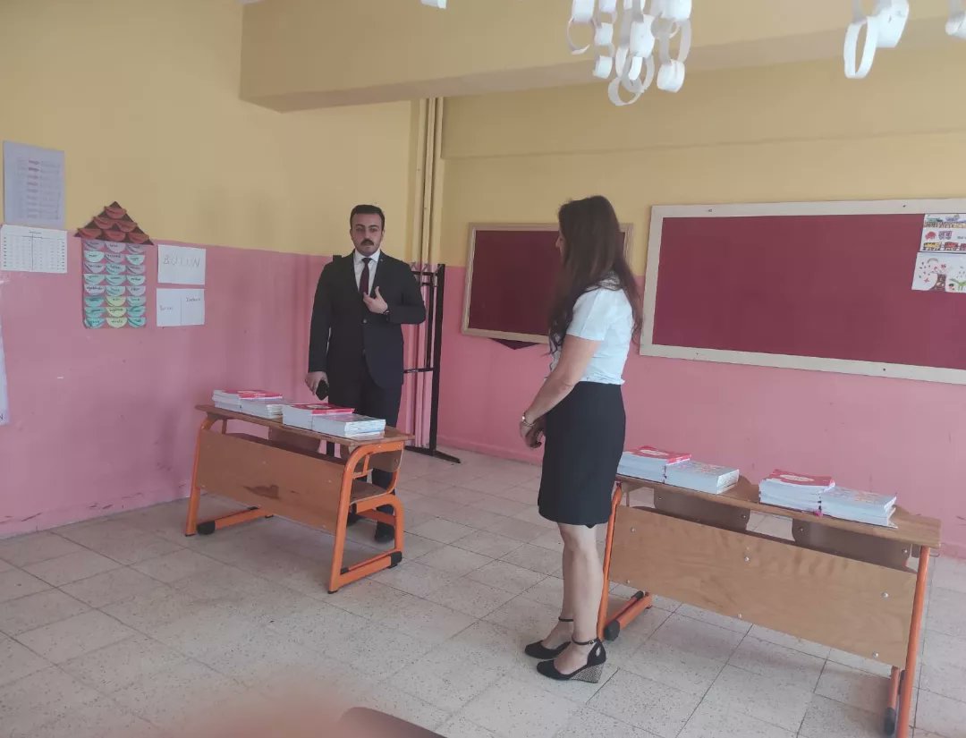 Kaymakamımız Sayın İsmail Hakkı BATI okulumuzu ziyaret ederek yapılan çalışmaları yerinde inceledi,yapılacak çalışmalar içinde destek vereceğini belirtti.
<a href="/edirne_valiligi/">Edirne Valiliği</a> <a href="/havsakaymakam/">Havsa Kaymakamlığı</a> 
<a href="/edirnemem/">Edirne Milli Eğitim</a> <a href="/HavsaIlce/">Havsa İlçe Mİlli Eğitim Müdürlüğü</a>