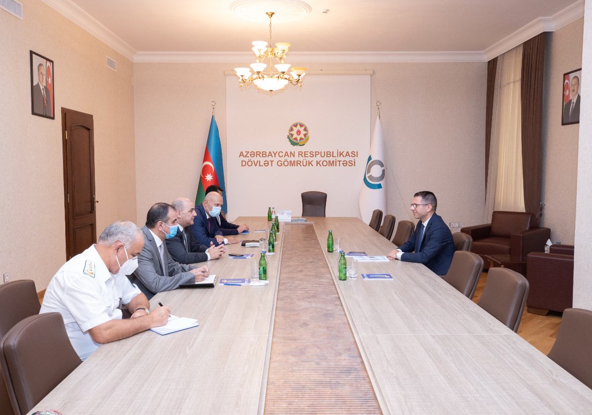 Ümumdünya Gömrük Təşkilatının Bakı şəhərindəki Avropa Regional Ofisinin direktoru Əsər Çəngəllə fəaliyyət müddətinin başa çatması ilə əlaqədar keçirilən görüşümüzdə DGK ilə ÜGT arasında səmərəli əməkdaşlıqdan söhbət açdıq.
Əsər Çəngələ gələcək işlərində uğurlar arzulayıram.