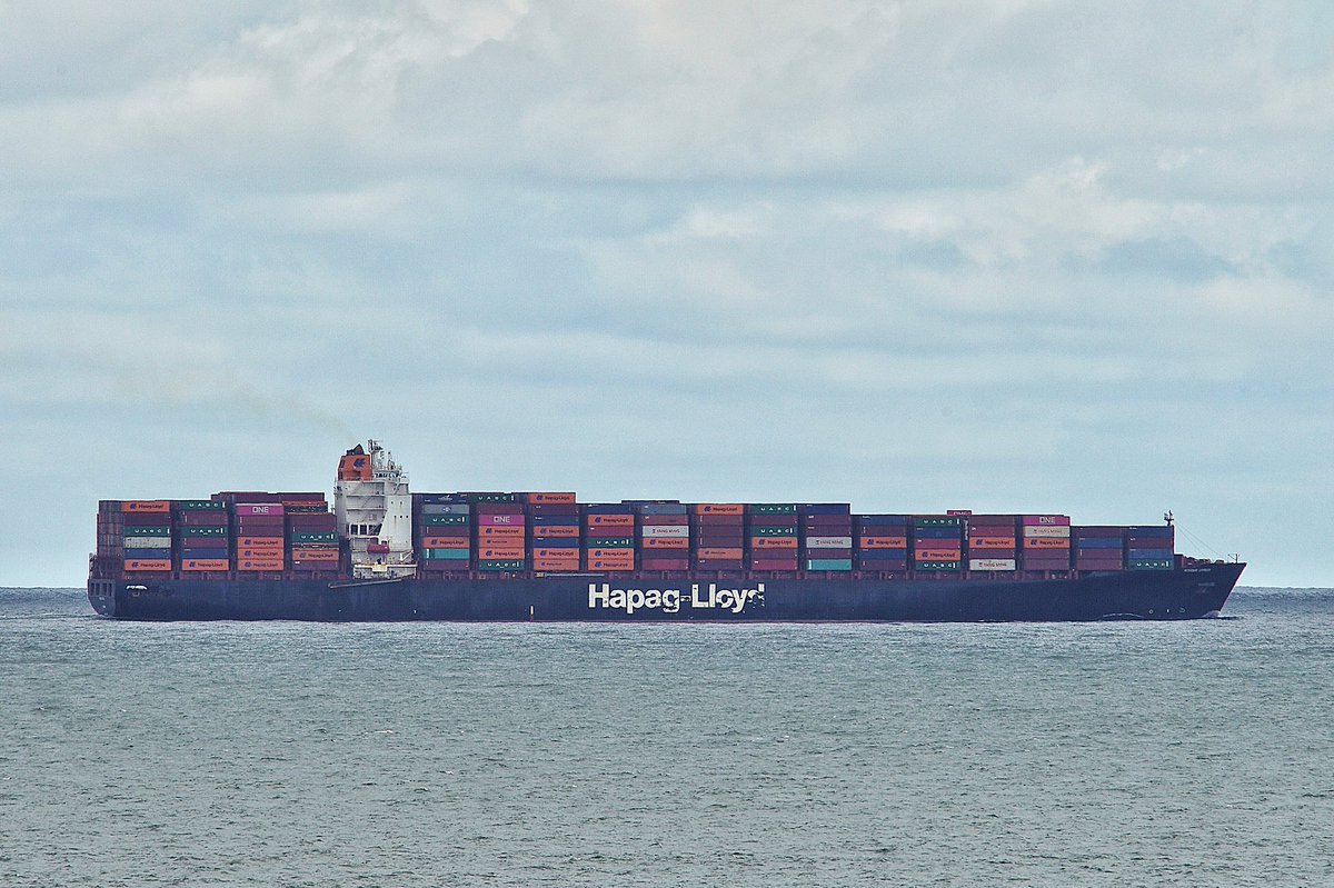 johnmorgan726's tweet photo. The MISSOURI EXPRESS, IMO:9349552 en route to Antwerpen, Belgium, flying the flag of the United States 🇺🇸. #HapagLloyd #ContainerShip #MissouriExpress #ShipsInPics https://t.co/zI7uEv4d0o