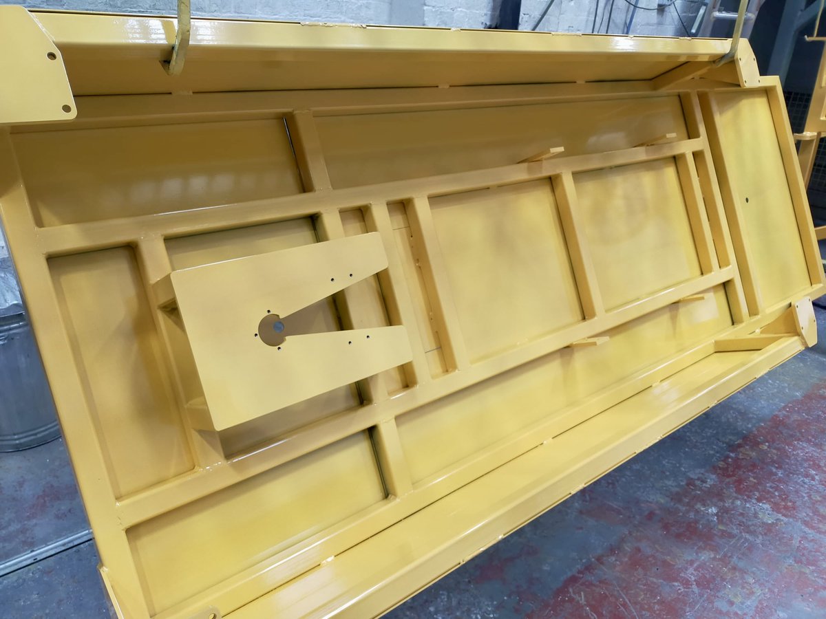 ltd_roo's tweet photo. ๐ธ๐'๐ ๐๐๐ ๐๐๐๐๐ ๐๐๐ ๐๐๐ฃ๐ .....sometimes ๐ ๐
Here at @ltd_roo we can powder coat up to ๐ ๐ฆ๐๐ญ๐ซ๐๐ฌ long ๐๐ป๐
#powdercoat #wetpaint #qualityfinish #paint #valueadded #onestopshop #precisionmachining #ukengineering #ukmanufacturing #rooengineering #Wagner https://t.co/usQlKiGL3K