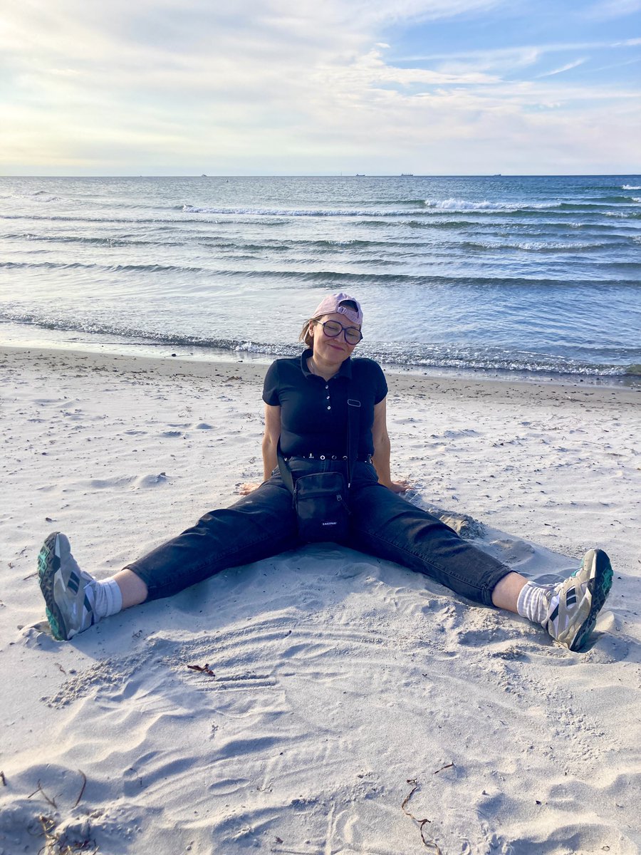 GSGF's tweet photo. Ich war paar Tage an der Küste zum entrotzen…hat funktioniert. HAMBURG WIR KOMMEN!!! 🥳 

#grossstadtgeflüster 
 #tripsundtickstour 
#kannweitergehen https://t.co/ZBsn1rEZLU