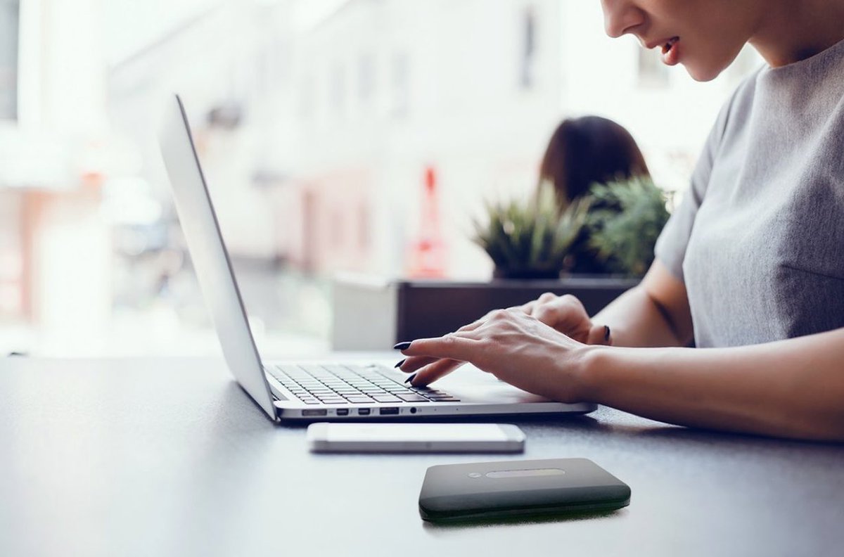 Stay connected wherever you go.

#coolpad #coolpadsurf #hotspot #stayconnected #neverloseconnection #wifi #technology #slim #portable