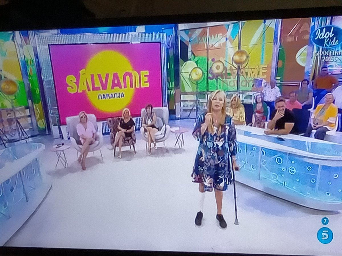 Volcanitaterror's tweet photo. @salvameoficial BELÉN CUANDO CAMINA DICE YO CONTROLO Y LE PONEN LA VOZ DE LA NIÑA DEL EXORCISTA😂🤣😂🤣🤣🤣🤣🤣😂😂😂😂😂😂😂😂😂😂😂 https://t.co/42faWfcgcM