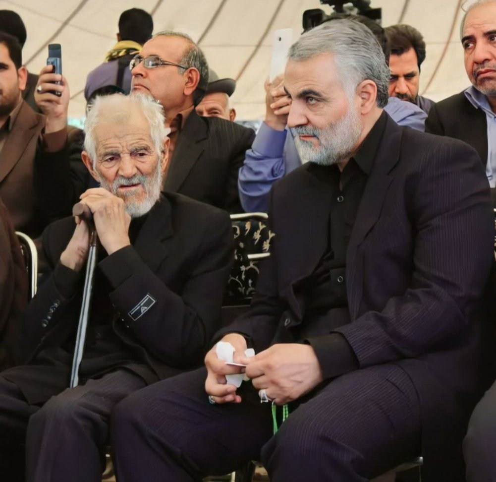 mhmdm313's tweet photo. الايرايين انطونا. قاسم 
لو نخدمهم مليون سنه مانوفي يوم واحد من خدمتة https://t.co/JdOdM3pT2l
