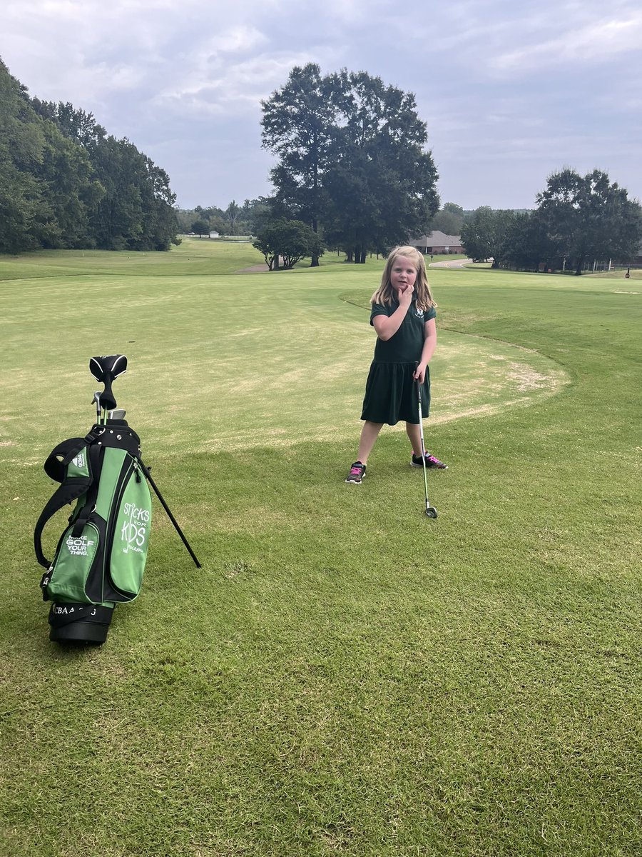 FirstTeeMS's tweet photo. Lilly is so excited about her new clubs @PGAJrLeague @TheFirstTee @GirlsGolfofMS @LPGAGirlsGolf #buildinggamechangers #golf #kids #girlsgolf #youthgolf #FirstTeeCentralMS https://t.co/bQWMIzArIv