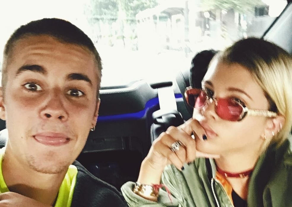 kenjikishimxto's tweet photo. ser belieber agora é fácil, difícil é ter sido belieber nessas épocas aqui https://t.co/LvIQcnSrvO
