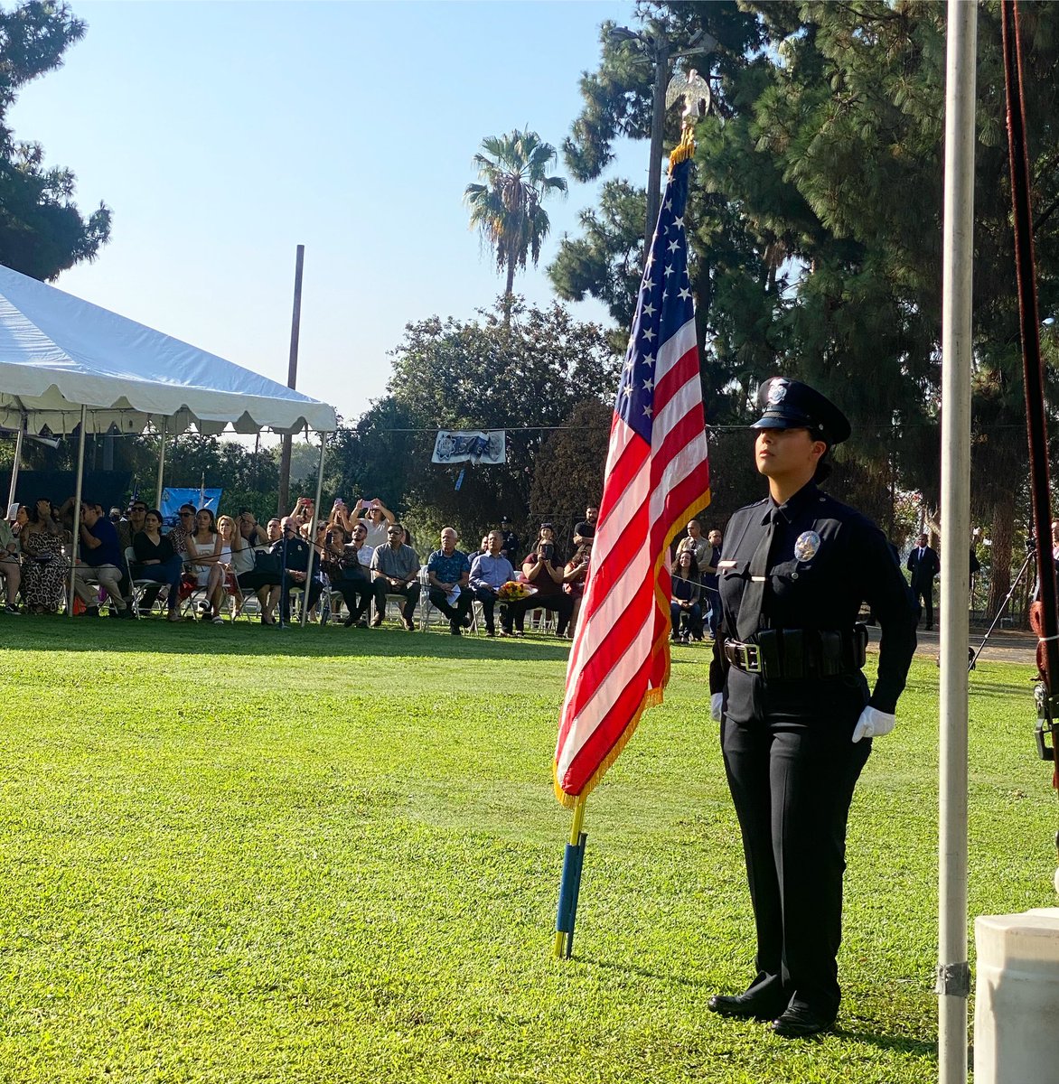 Heroes 💙

We are dedicated to the professional advancement of the Los Angeles Police Department by providing enhanced opportunities for training, education and equipment to the proud men and women of the LAPD.

Support and donate through the link in our bio 💙 #police #lapd