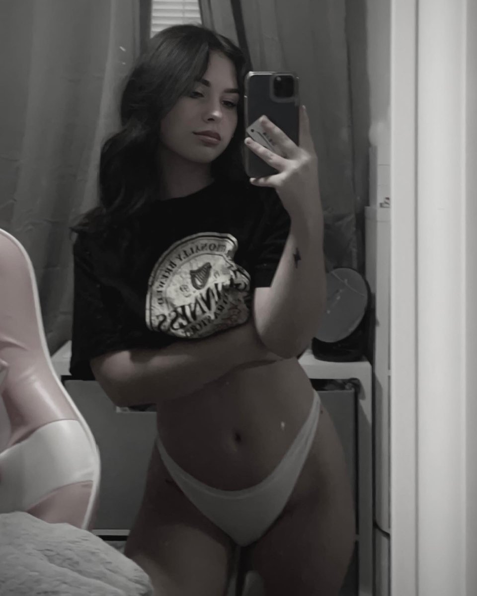 bittyfps's tweet photo. can’t compete 🥱 https://t.co/bxn884W9J5