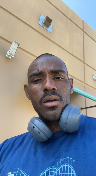 Outdoor gym is the way 🥵 https://t.co/bxlel2ogVP<a href="/tag/athlete"class="tags"><span>#athlete</span></a><a href="/tag/summergoals"class="tags"><span>#summergoals</span></a><a href="/tag/bulkseason"class="tags"><span>#bulkseason</span></a>