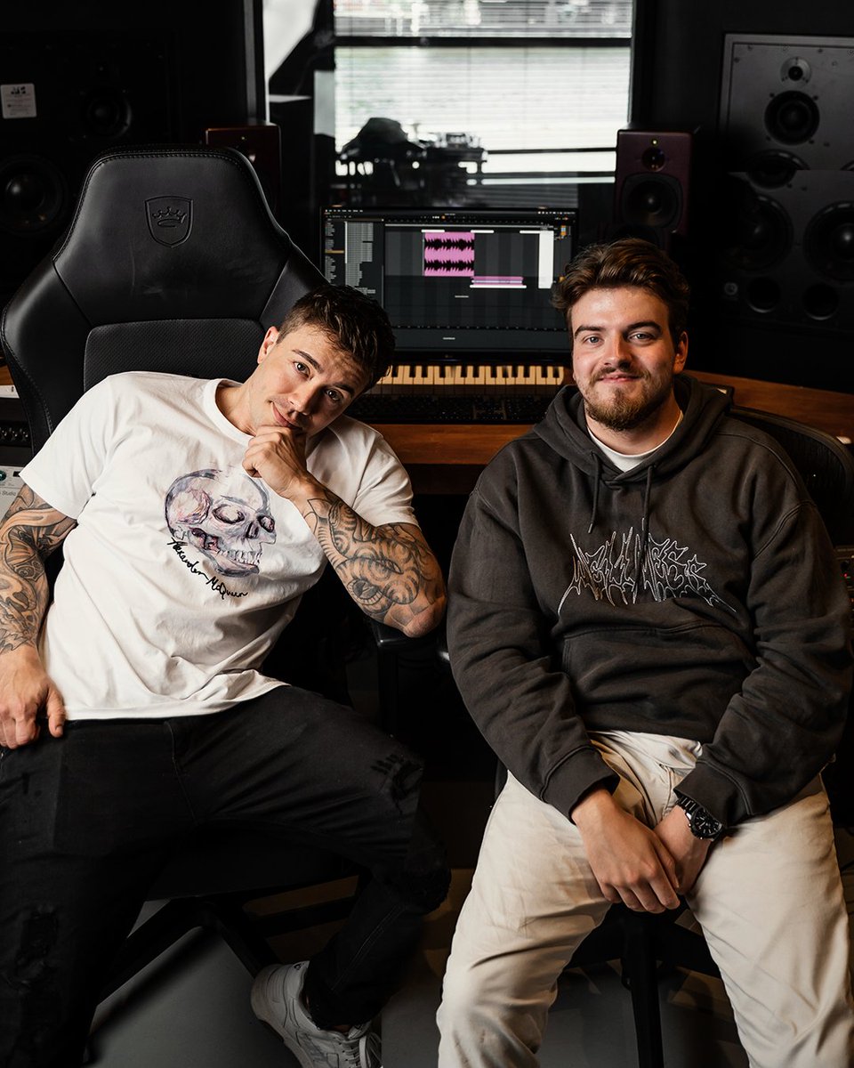 Headhunterz tweet media