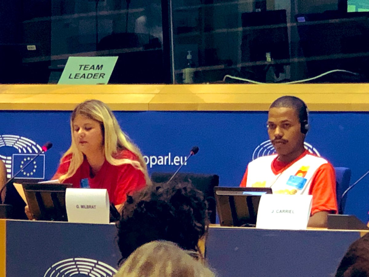 Survivors expose widespread sexual assault and discrimination across #McDonalds franchises. New EU #SCDDD corp accountability rules must cover franchises! #MeTooMcdonalds #holdbizaccountable