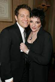 iShowTunes's tweet image. Happy Birthday to Singer, Pianist and Music Revivalist... #MichaelFeinStein/@MichaelFeinstei, seen here, over the years, with #EGOT-Winner, #LizaMinnelli !!!