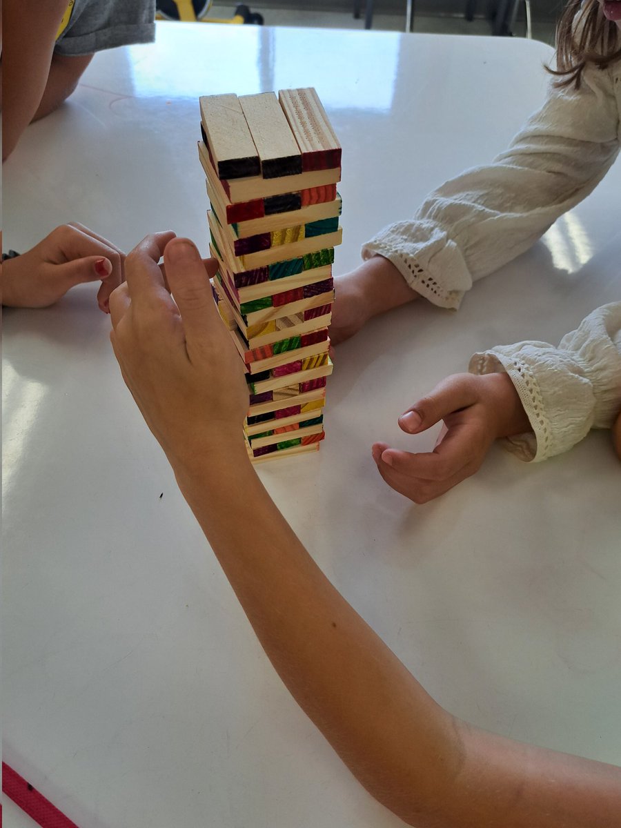 MrsLHill2's tweet photo. "Get to know you Jenga" is a great game to help us make connections with our classmates AND learn about strong and stable structures in Grade 3 this week!👷‍♀️🏗
@JohnTTuckPS @HaltonDSB #grade3JTT #significant72 #reconnect https://t.co/gFGea7ups8