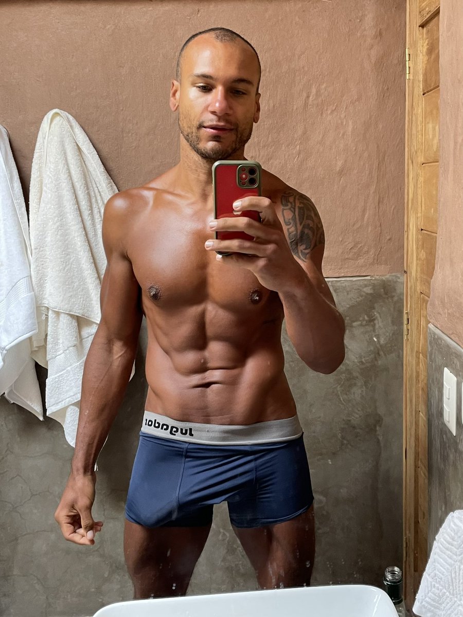 DaytonaRyderof's tweet photo. Long hard workout https://t.co/Lo6aAno90p