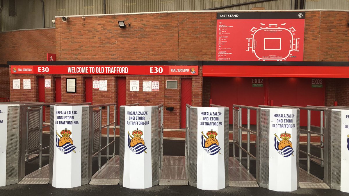 🎩 "Erreala zaleak: ongi etorri Old Trafford-era" 🎩

Así recibirá un club del calibre del Manchester United a la afición visitante de la Real Sociedad 💙