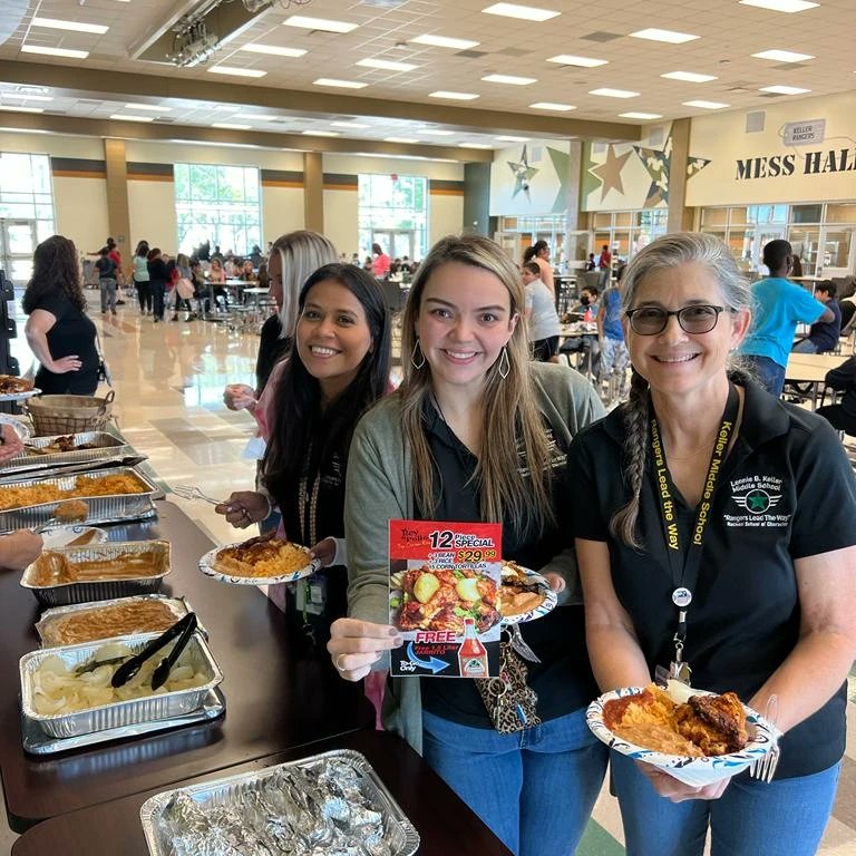 reydelpollo_tx's tweet photo. Thank you Lonnie B. Keller Middle School for you support! #pasadena https://t.co/UnQ5H1A55x